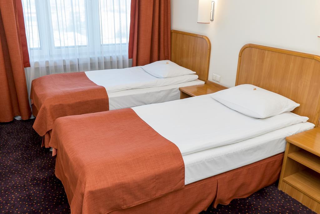 Hotel Beskid Újszandec Kültér fotó